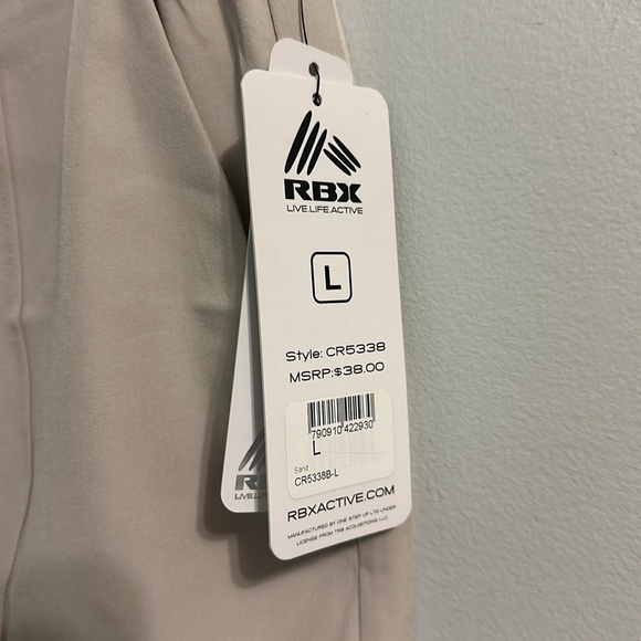 RBX Active Sand Tan Women’s Shorts 4-Way Stretch Sz Large/L NWT - Picture 3 of 6